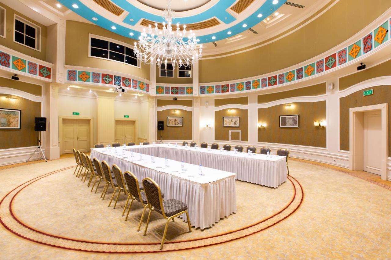 Rixos President Hotel Astana Eksteriør bilde