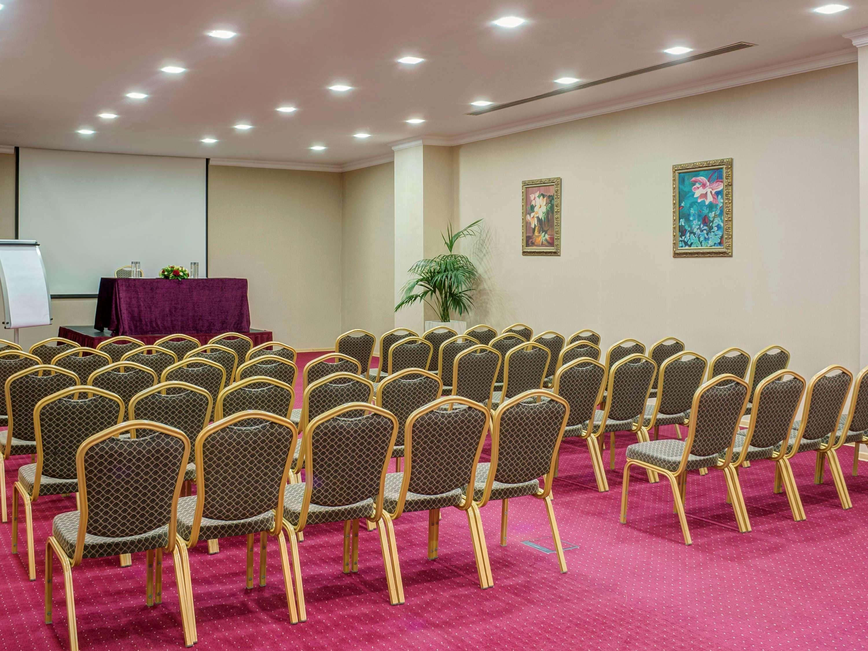 Rixos President Hotel Astana Eksteriør bilde