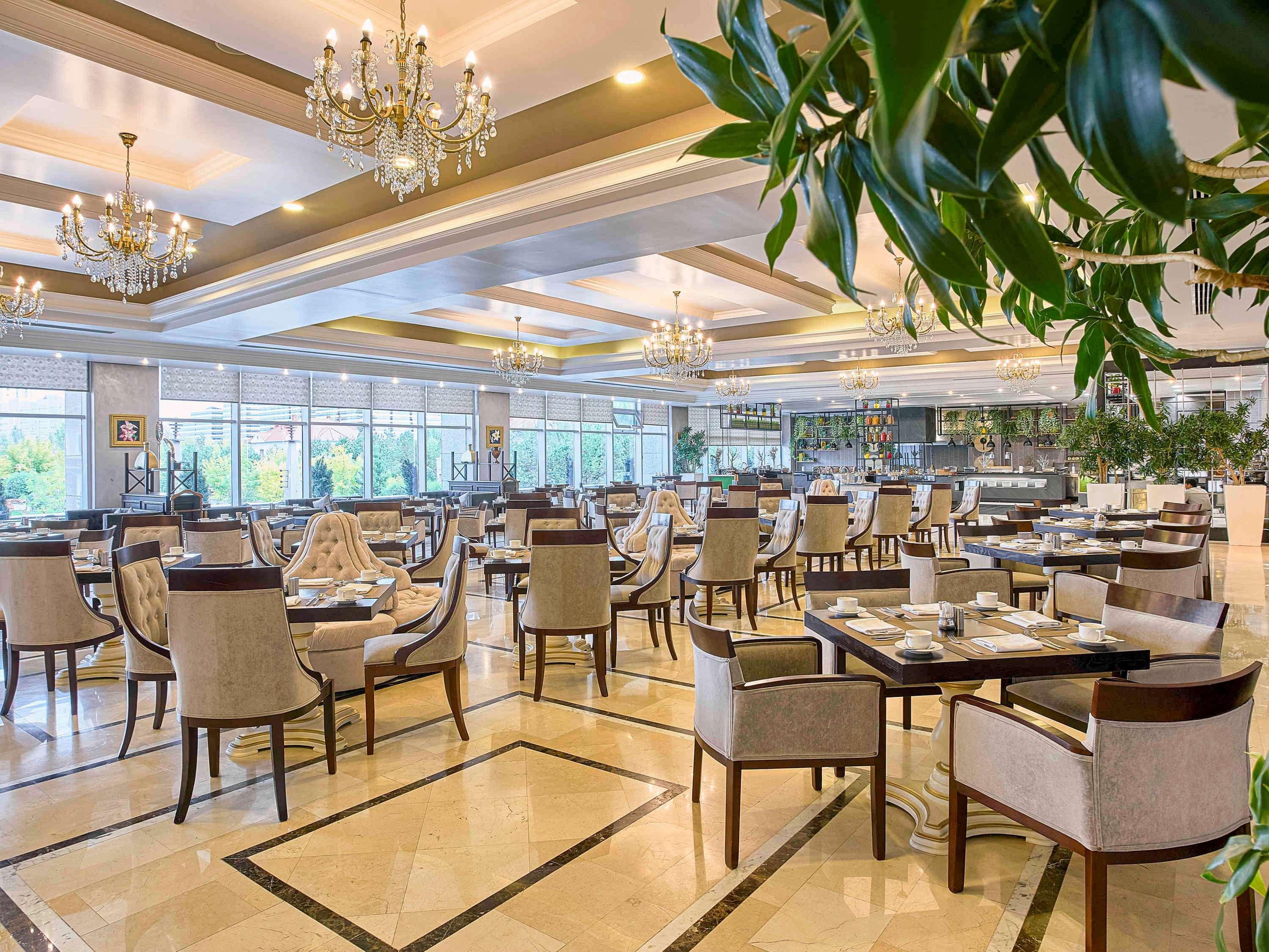 Rixos President Hotel Astana Eksteriør bilde