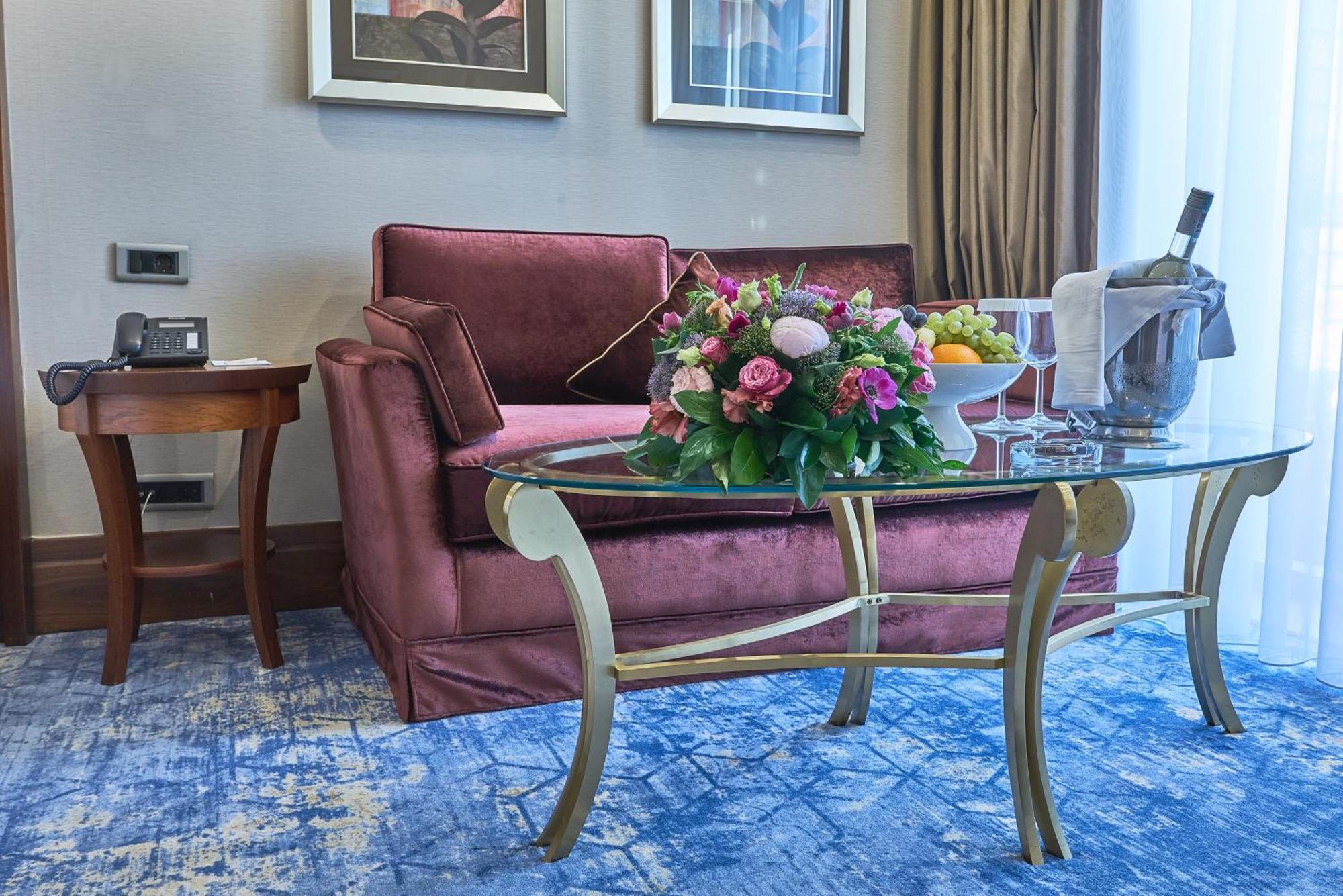 Rixos President Hotel Astana Eksteriør bilde